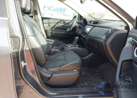 2017 Nissan Rogue Sl z USA, uszkodzony, nr VIN 5N1AT2MV9HC869036